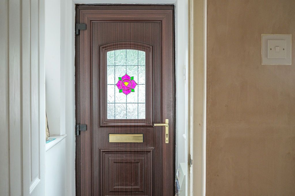 Property photo 2 of 12 Gallery