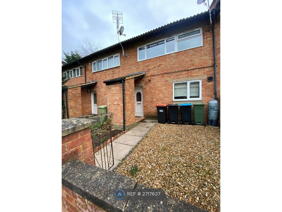 Property photo 2 of 18