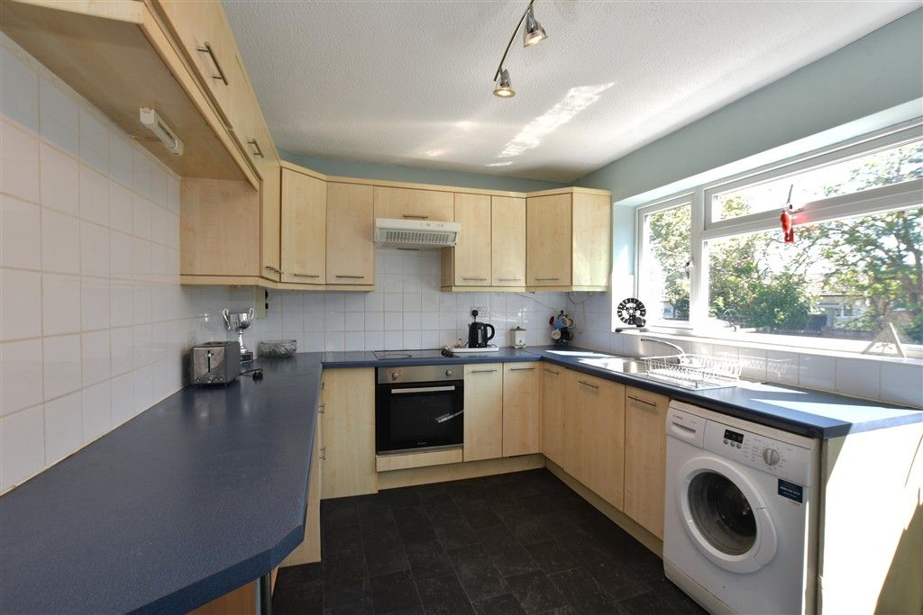 Property photo 3 of 10 Kitchen/Breakfast Room