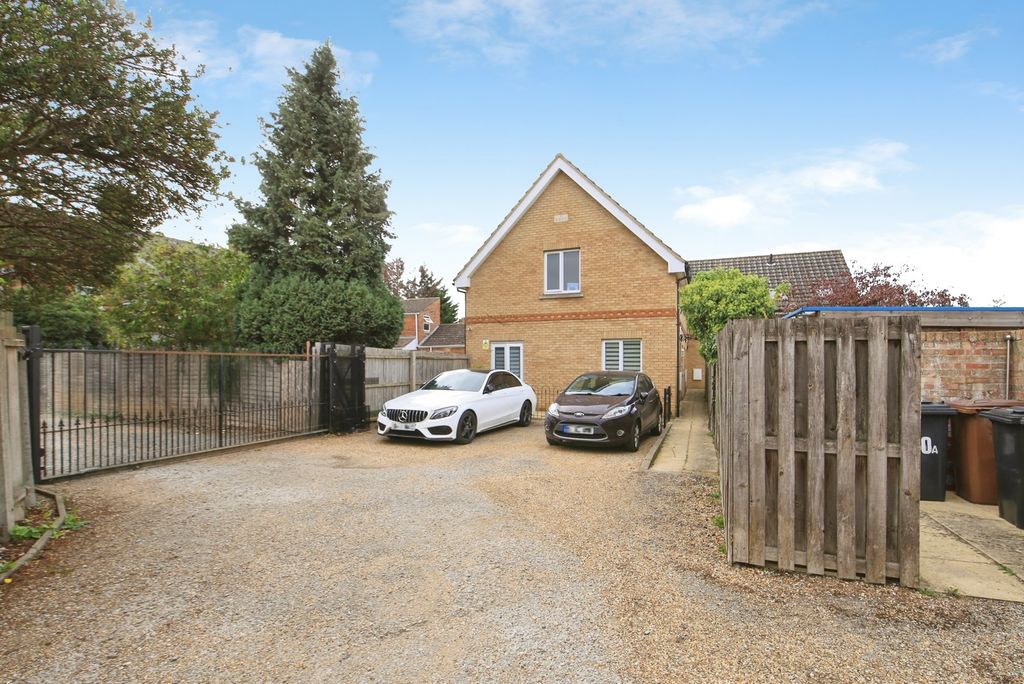 Property photo 1 of 16 Pbox-Img.Jpg