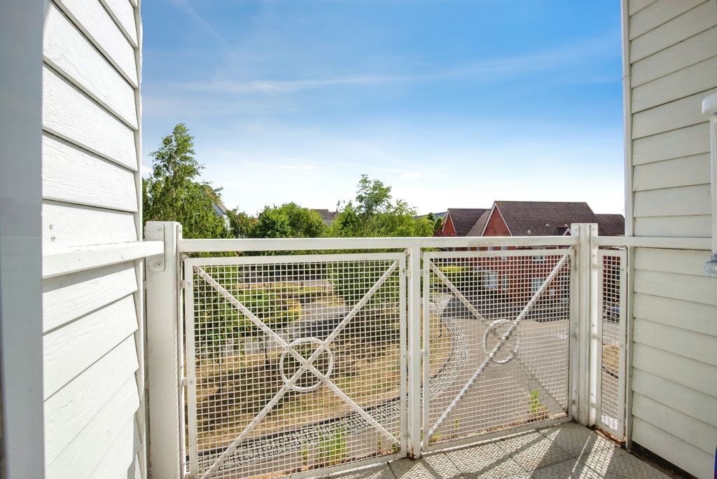 Property photo 2 of 20 Pbox-Img.Jpg