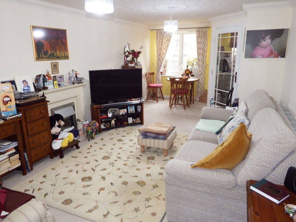 Property photo 2 of 13 Picture No. 20