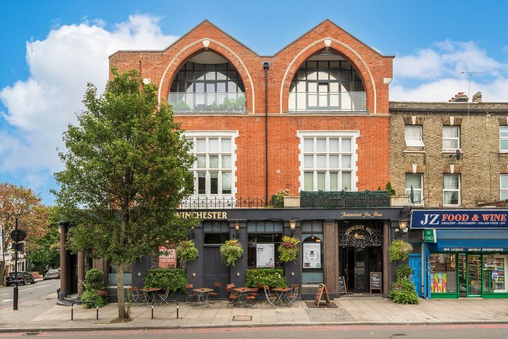 Property photo 1 of 6