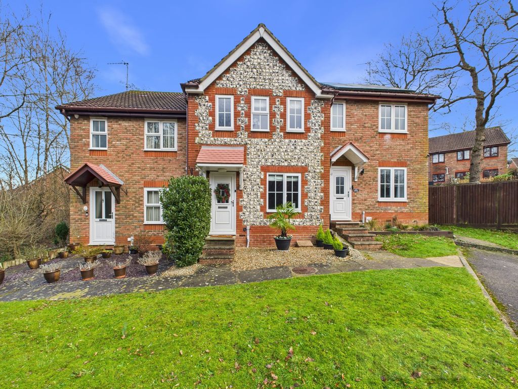 Property photo 1 of 18