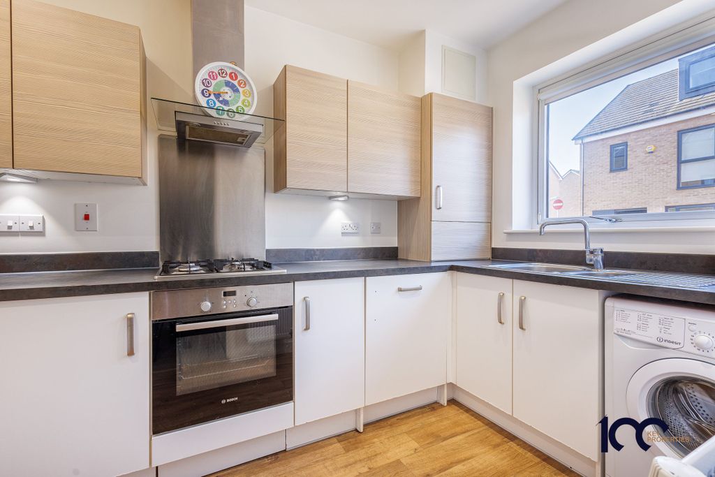 Property photo 3 of 22