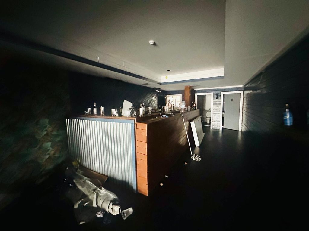 Property photo 3 of 9 Gallery