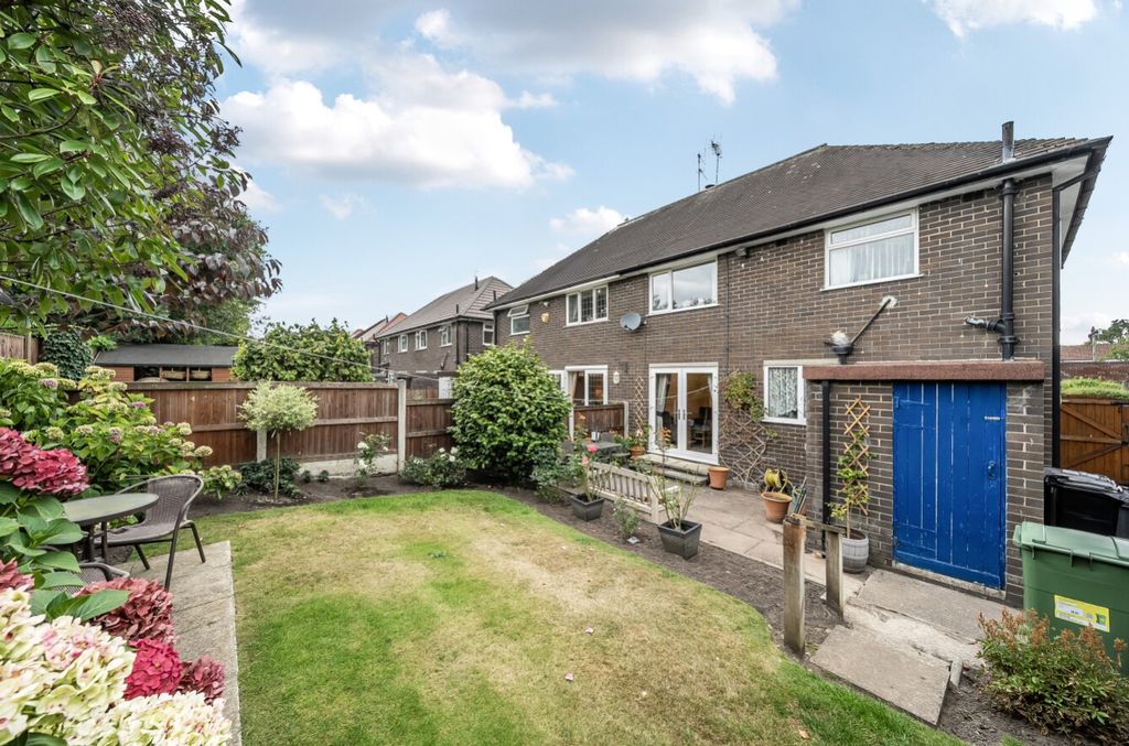 Property photo 2 of 12 Rear Garden - 104 Old Meadow Lane - Ewemove Sale