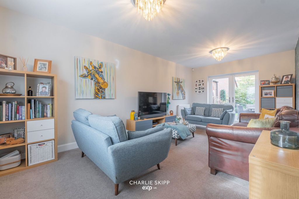 Property photo 3 of 40