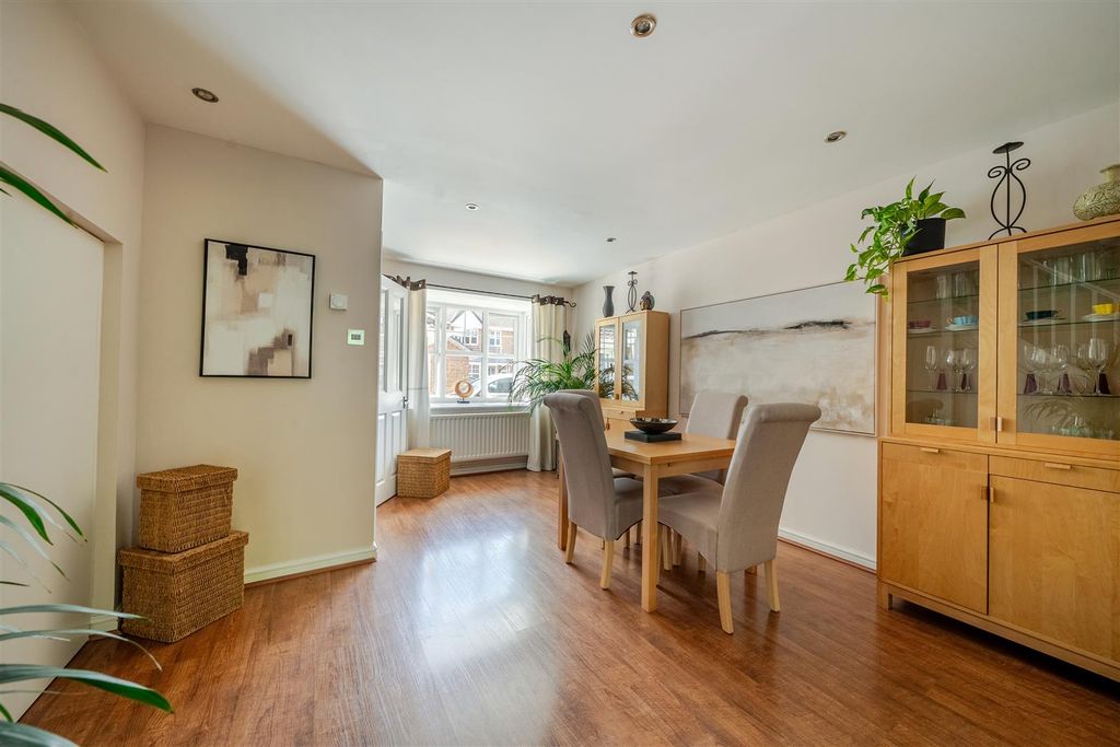 Property photo 3 of 22 1498717-7-6A6c9Aeec4E1F.Jpg