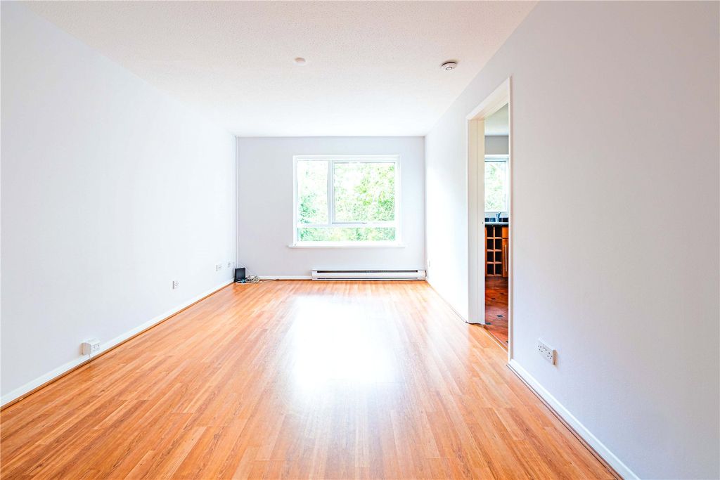 Property photo 2 of 14 Picture No. 06