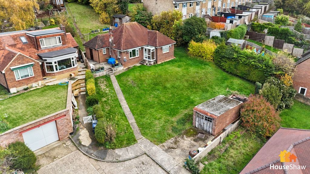 Property photo 1 of 24