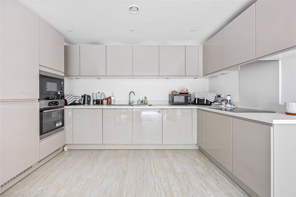 Property photo 2 of 13 Picture No. 39