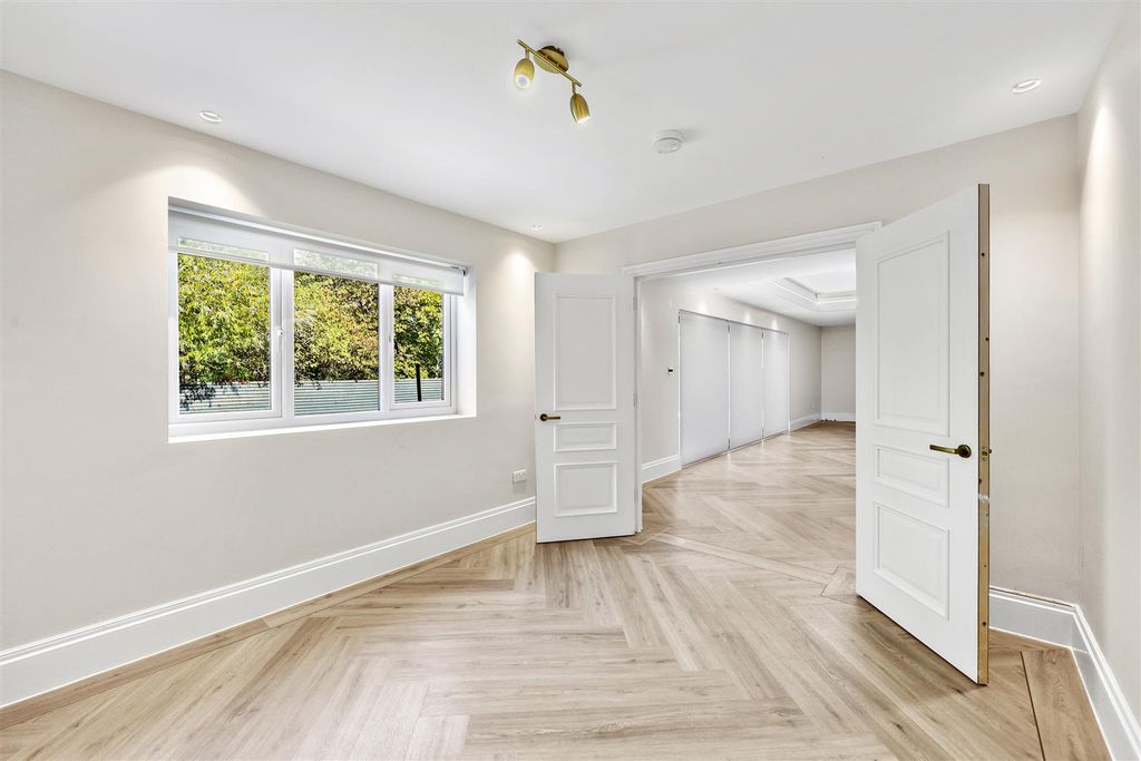 Property photo 3 of 32 4D4A7515.Jpg