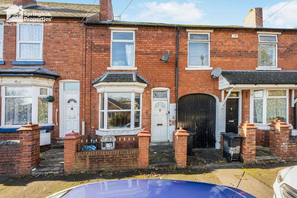 Property photo 1 of 10 Front View