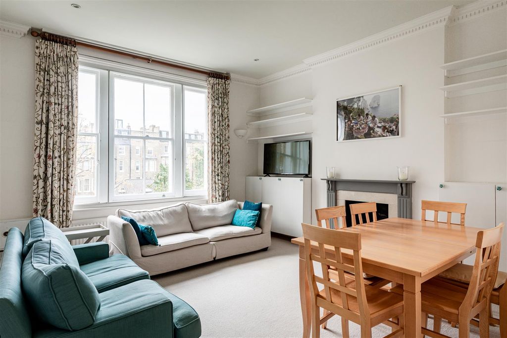 Property photo 2 of 11 Elsham Road-5.Jpg