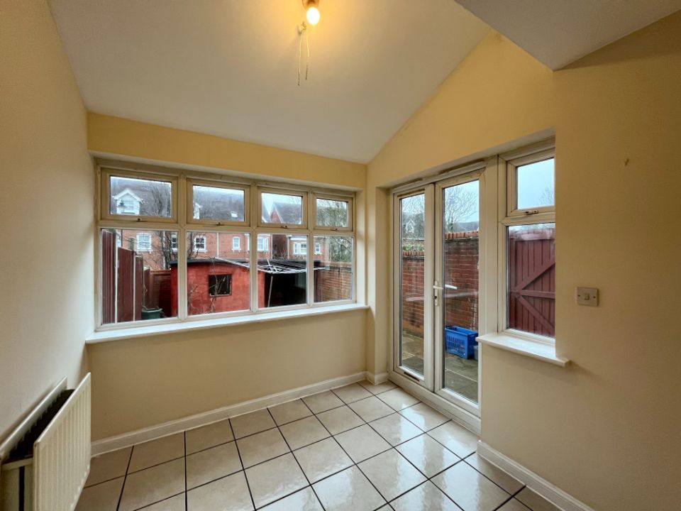 Property photo 3 of 14 4