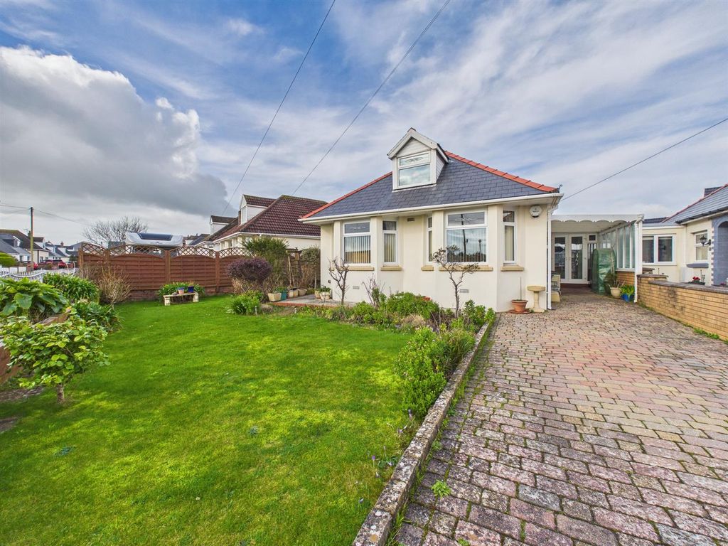 Property photo 1 of 24 Cam04118G0-Pr0023-Still029.Jpg