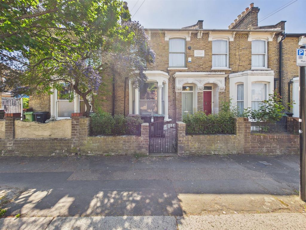 Property photo 1 of 38 Cam01358G0-Pr0230-Still037.Jpg