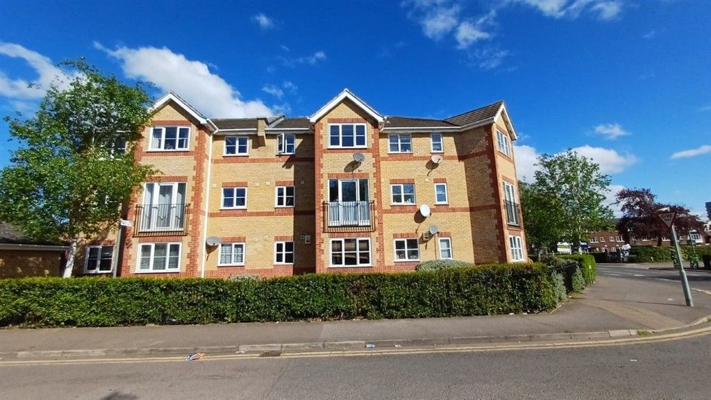 Property photo 2 of 12