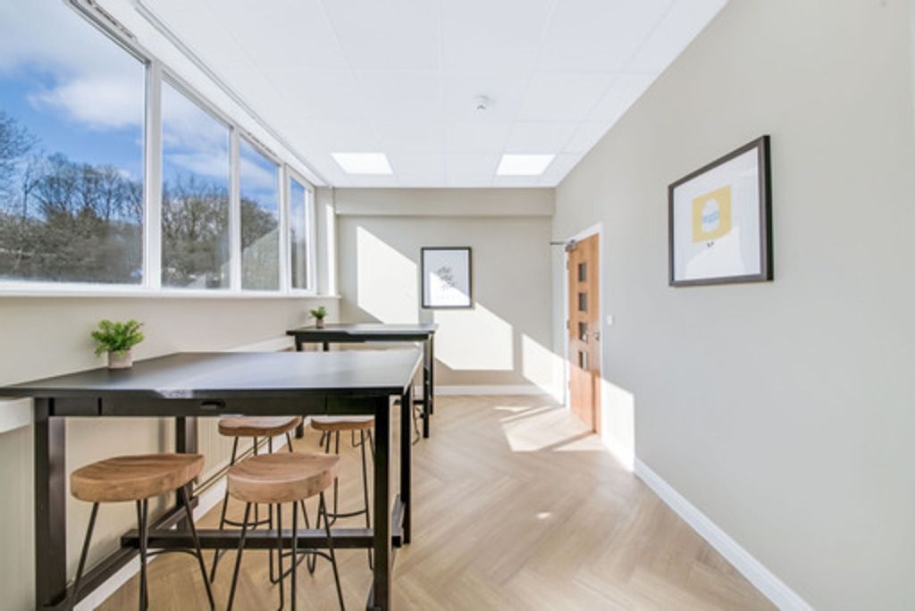 Property photo 3 of 5 Kitchen And Breakout Room