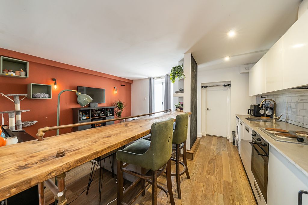 Property photo 2 of 12 2