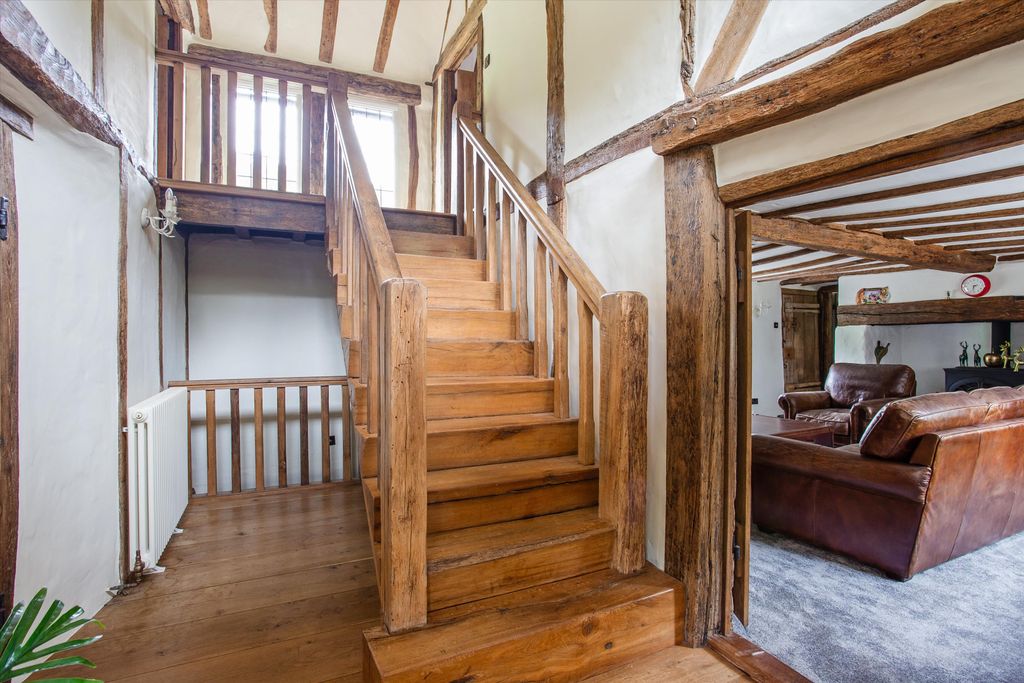 Property photo 3 of 29 Image