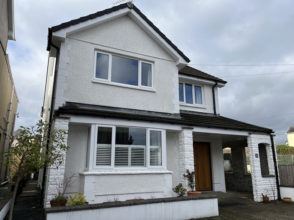 Property photo 1 of 20 Main Image