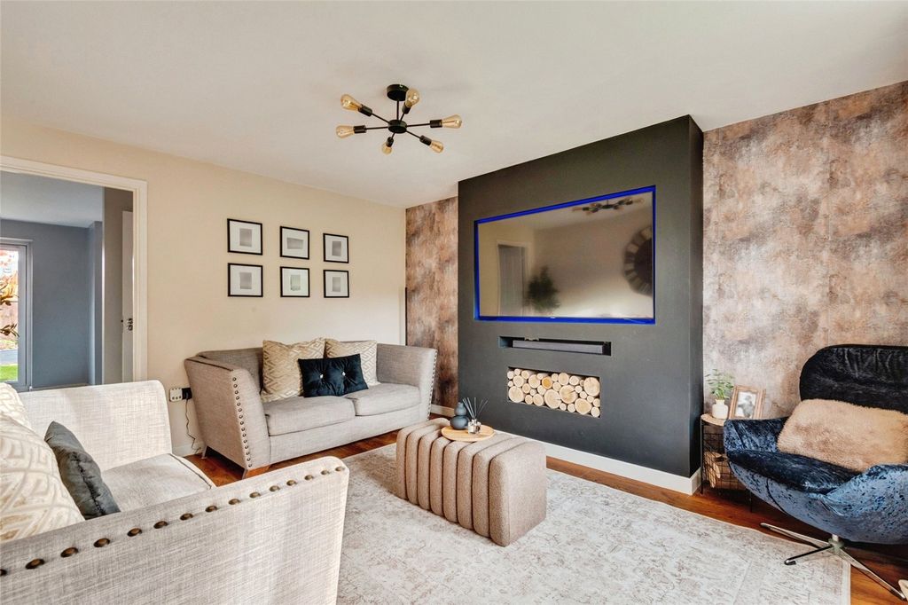 Property photo 2 of 16 Picture No. 22