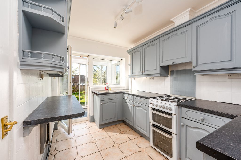 Property photo 2 of 35 10