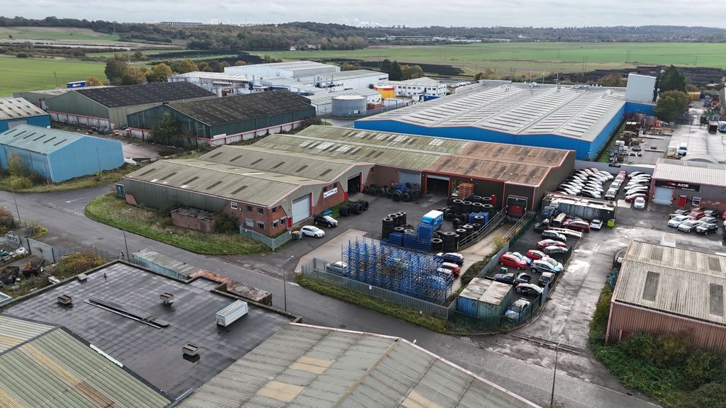 Property photo 1 of 10 Photo 8