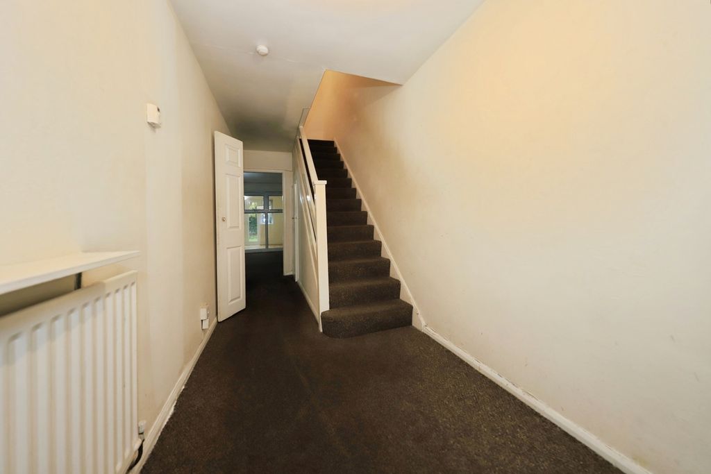 Property photo 2 of 17 Photo