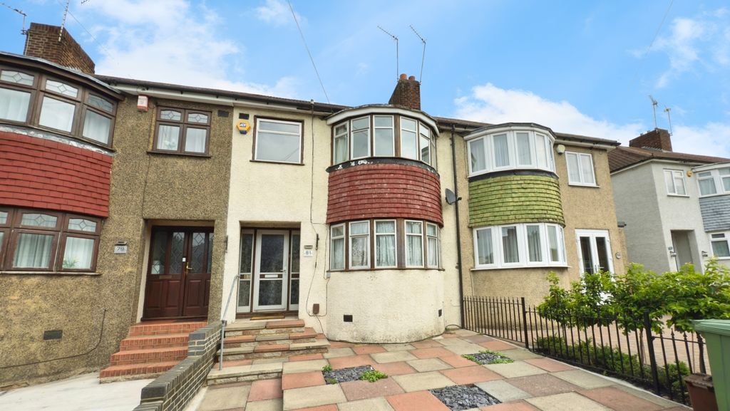 Property photo 1 of 3 082E7342-Img_7059...