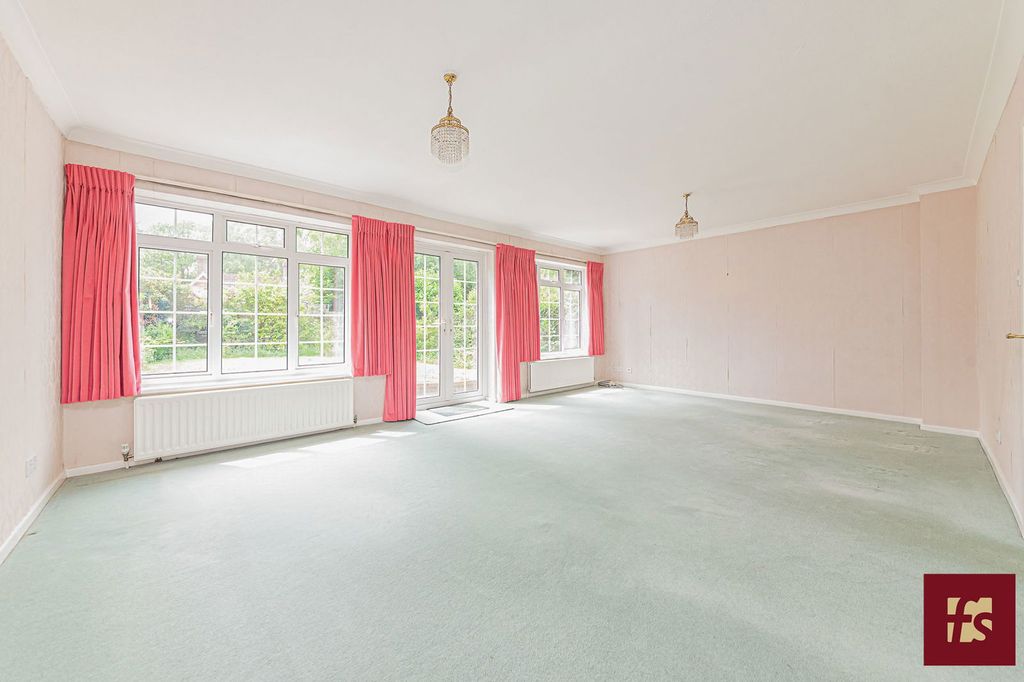 Property photo 2 of 15