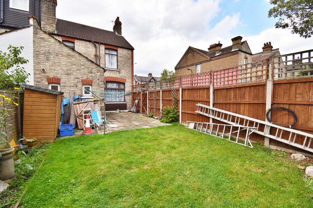 Property photo 3 of 10 Not Specified