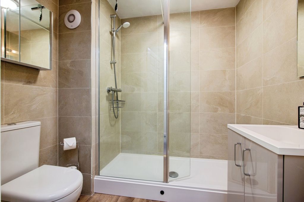 Property photo 3 of 13 Shower Room