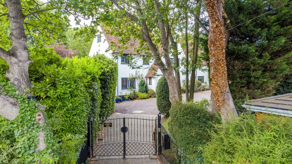 Additional image 35 of 6 bed detached house for saleMoormead Hill House, Offley Road, Hitchin SG5