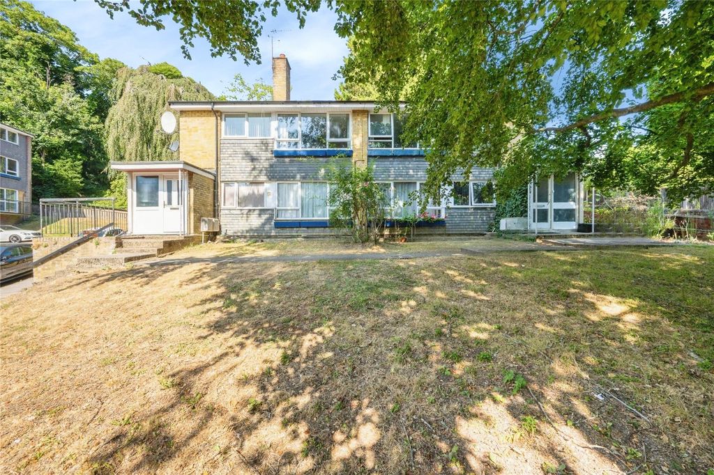 Property photo 3 of 8 Picture No. 22