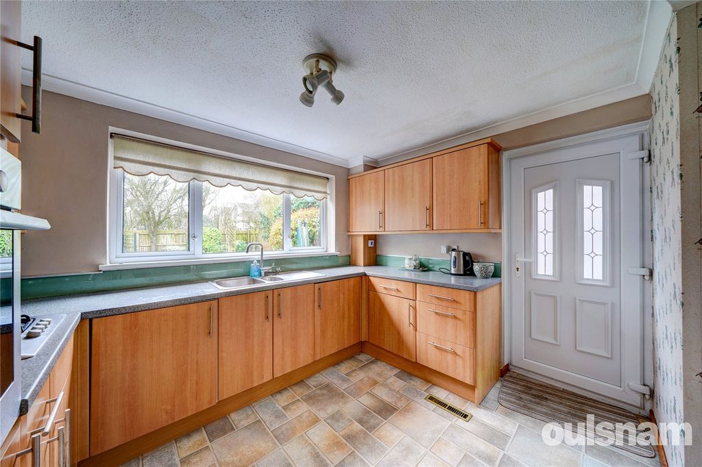 Property photo 2 of 21 Picture No. 15