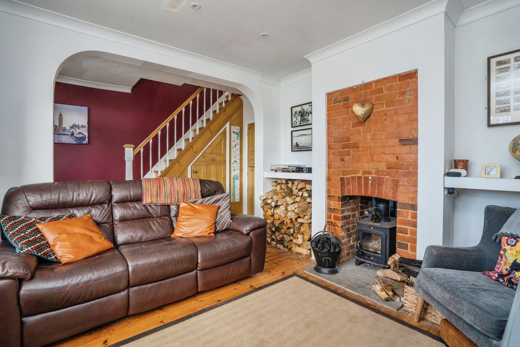 Property photo 1 of 14