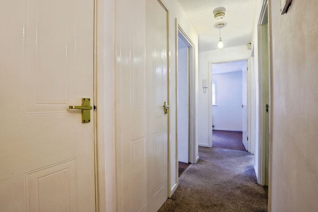 Property photo 3 of 10 Pbox-Img.Jpg