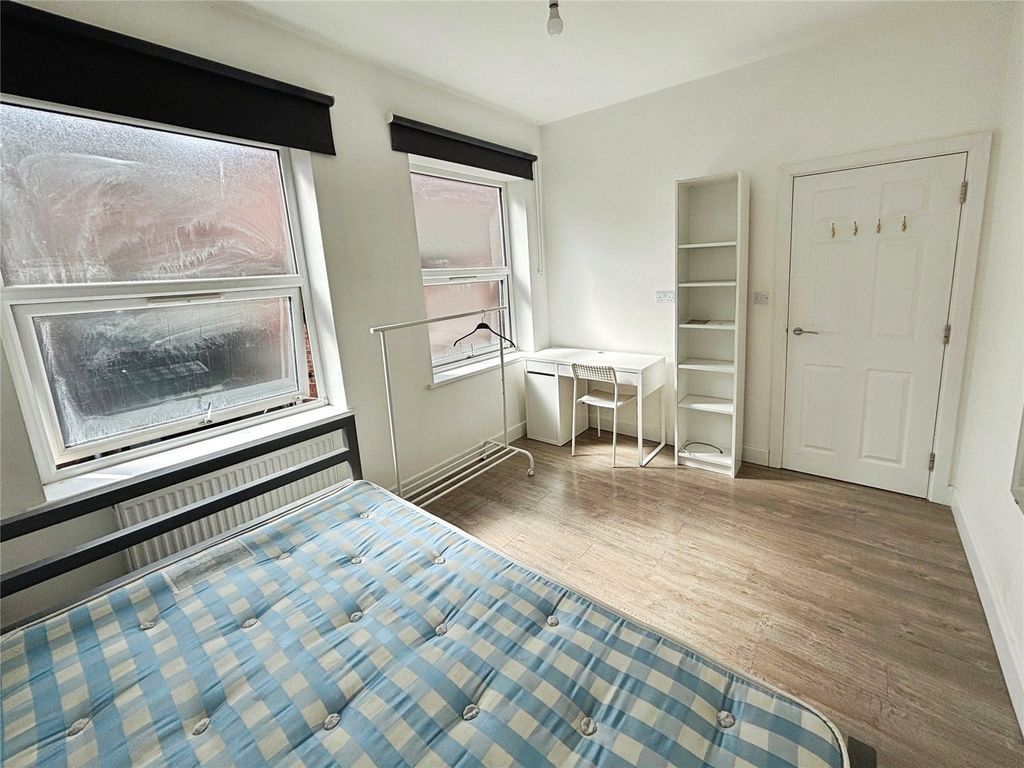 Property photo 3 of 8 Bedroom 1