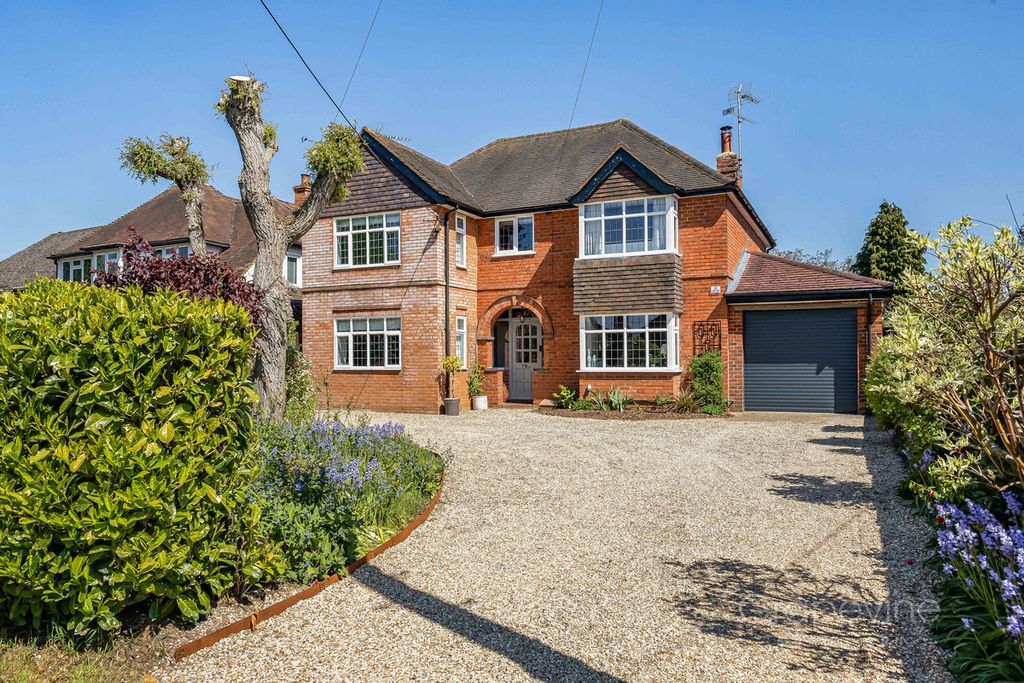 Property photo 1 of 37