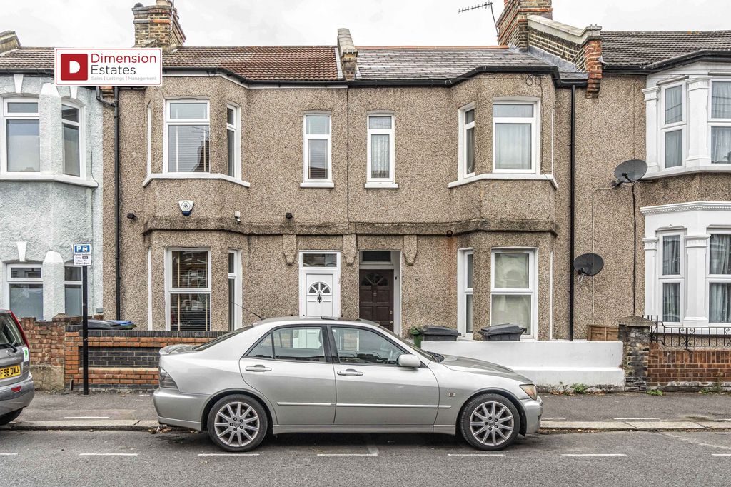 Property photo 1 of 21