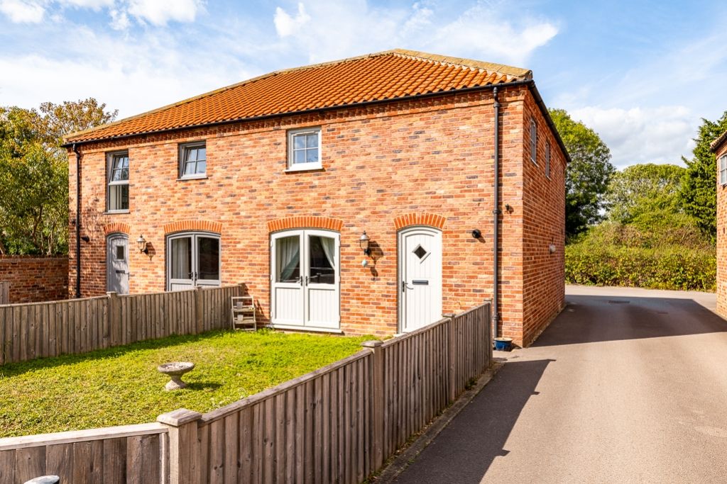 Property photo 1 of 19 2 Sibsey Court (Sibsey)-4