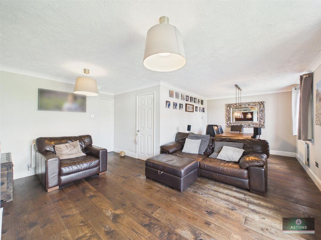 Property photo 3 of 22 Cam02067G0-Pr0435-Still007.Jpg
