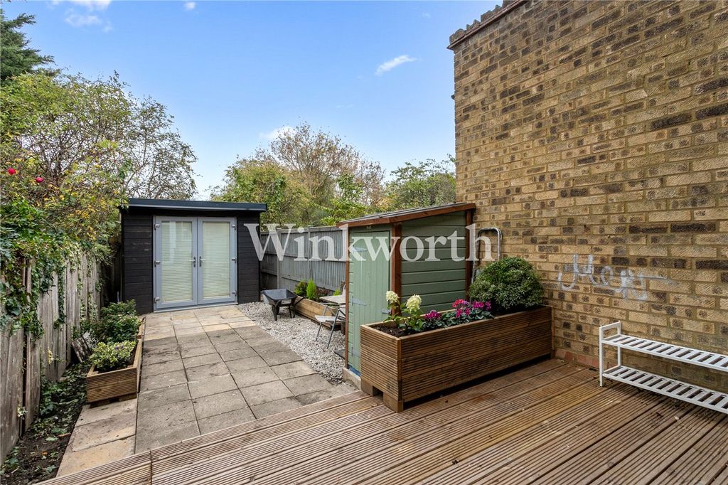 Property photo 3 of 13 Picture No. 10