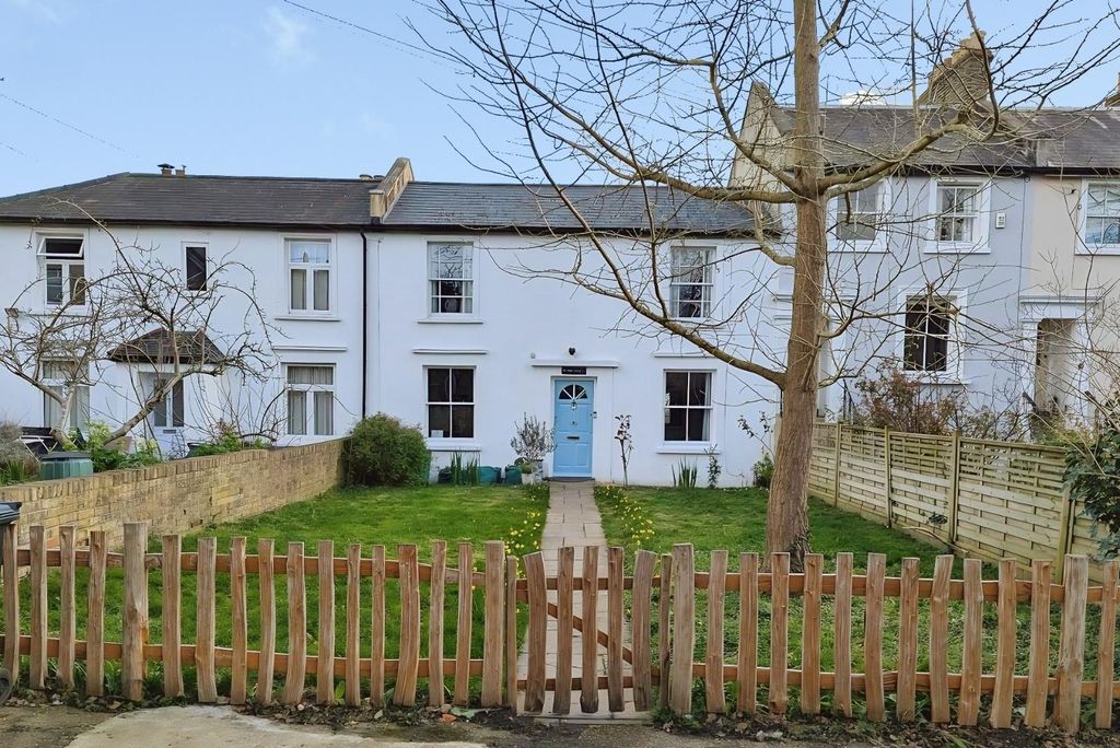 Property photo 1 of 17 Front With Fence3.Jpg