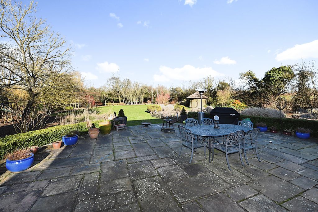 Property photo 3 of 29 Photography