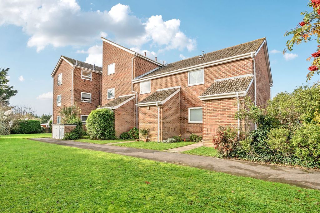 Property photo 1 of 18