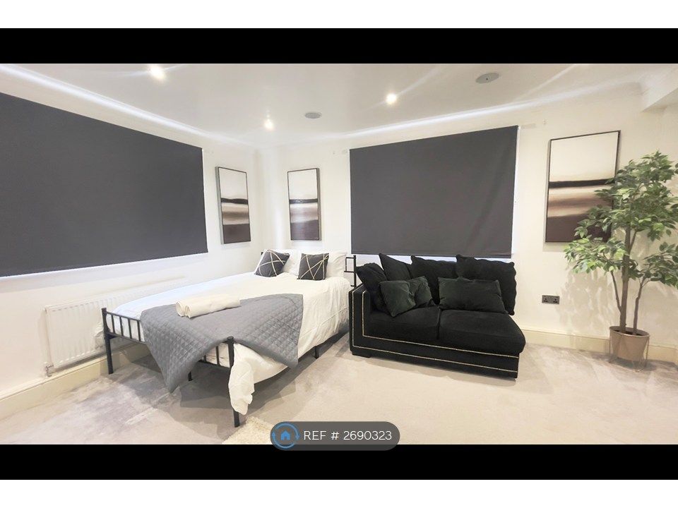 Property photo 2 of 14 Room 6 Annex Studio Flat £1150-£1260